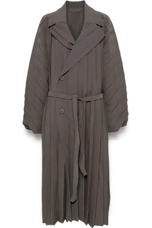 Issey Miyake Abrigo Edge