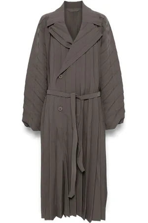 Issey Miyake Abrigo Edge