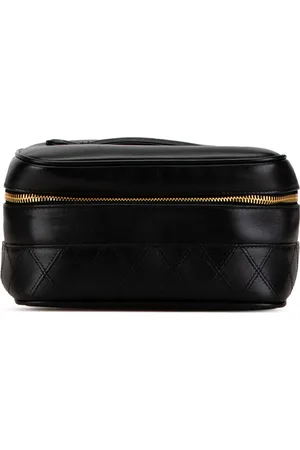 CHANEL Cosmetiquera con logo CC 1996-1997