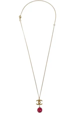 CHANEL Collar con dije de bola y logo CC 2011