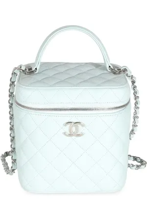 CHANEL Cosmetiquera