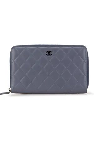 CHANEL Cartera CC Quilted Lambskin Zip Around Wallet 2012