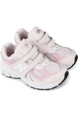 New Balance Tenis 2002