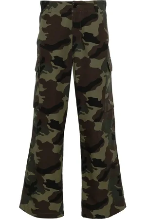 Sandro Pantalones cargo con estampado militar