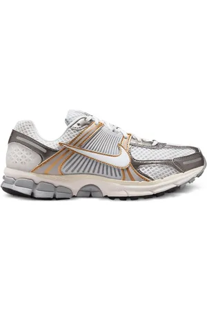 Nike Tenis Zoom Vomero 5 PlatinumTint/Metallic Gold