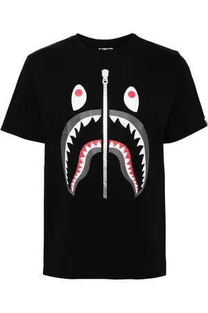 A Bathing Ape Playera de tiburón
