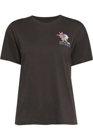 Musium Div. Playera con logo bordado