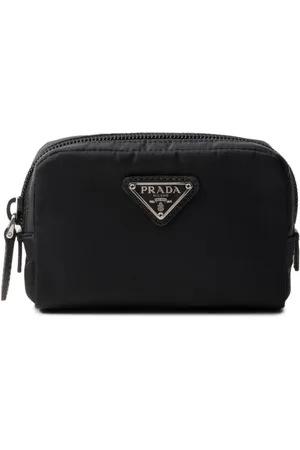 Prada Cosmetiquera con logo triangular