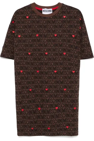 Moschino Playera con corazón bordado