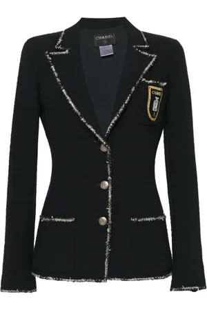 CHANEL Chamarra con botones 2005