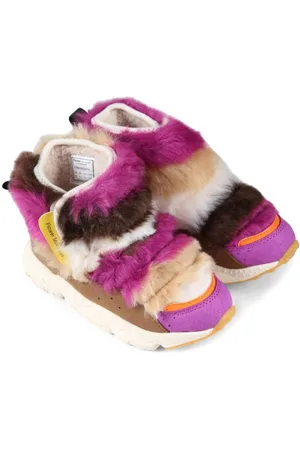 Flower Mountain Botas Taro