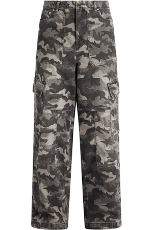 Michael Kors Jeans cargo con estampado militar