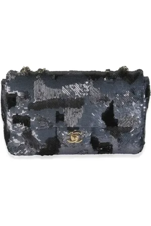 CHANEL Bolsa de hombro Classic Flap mediana 2016-2017