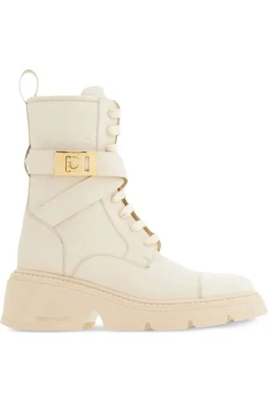 Salvatore Ferragamo Botas militares con monograma