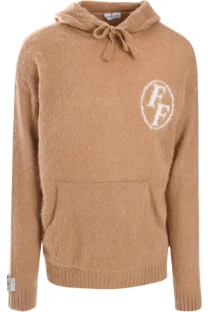 Family First Hoodie con logo bordado