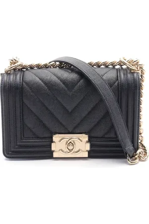 CHANEL Bolsa de hombro Boy CHANEL pequeña 2021