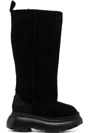 R13 Botas con agujetas