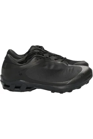 On Running X PAF Cloudventure Peak sneakers