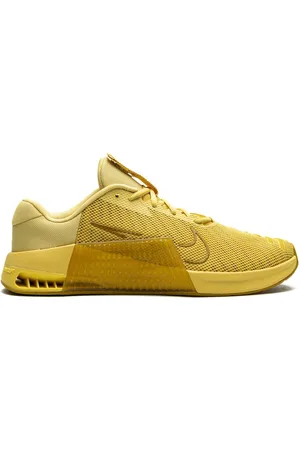 Nike Tenis Metcon 9 Saturn Gold