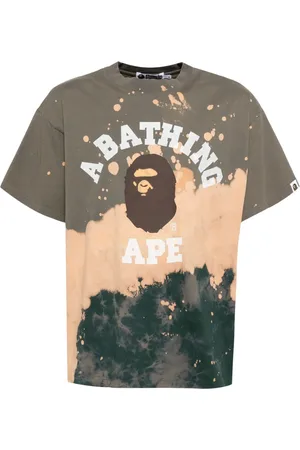 A Bathing Ape Playera universitaria con estampado tie-dye