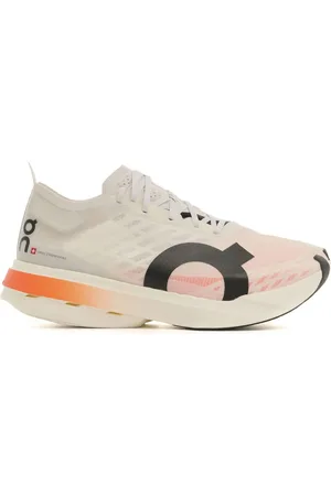On Running Tenis Cloudboom Strike