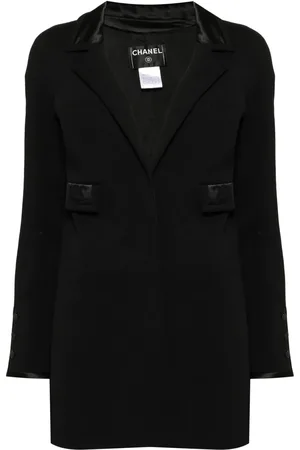 CHANEL Blazer con botones y ribete en contraste 2007