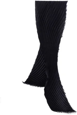 PLEATS PLEASE ISSEY MIYAKE Mascada plisada