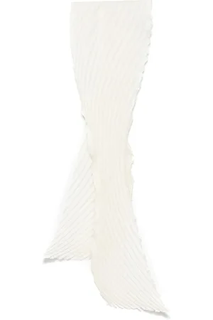 PLEATS PLEASE ISSEY MIYAKE Mascada plisada