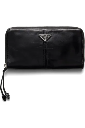 Prada Cartera con compartimentos y cierre
