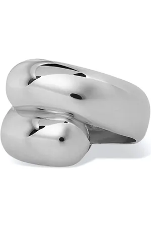 Veert Anillo The Wrap