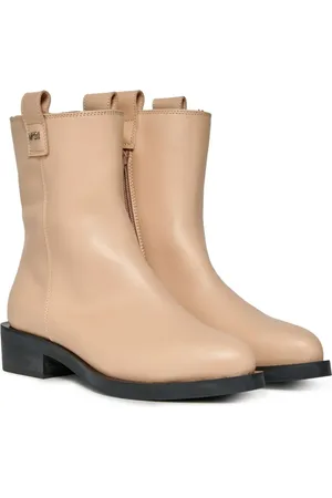 Nº21 Botines con paneles