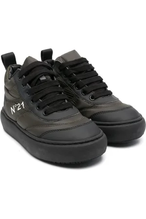 Nº21 Tenis capitonados