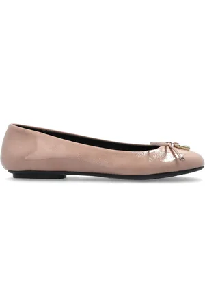 Furla Flats con placa del logo