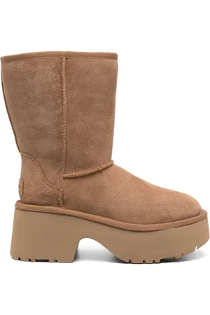 UGG Botas Classic Short New Heights