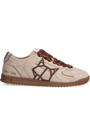 Naked Wolfe Tenis Exposure