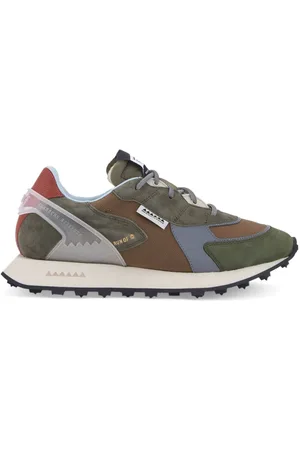 RUN OF Tenis