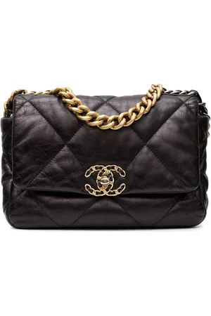 CHANEL Bolsa de hombro 19
