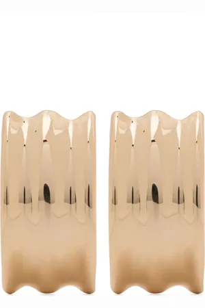 Self-Portrait Aretes dentados