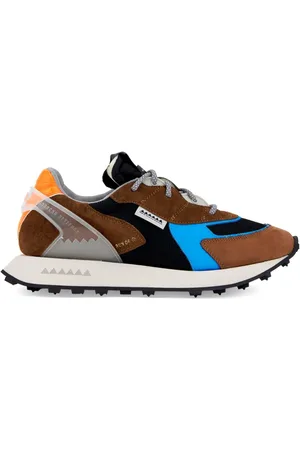 RUN OF Tenis