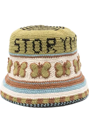 Story Gorro de pescador con mariposa bordada