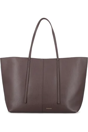 By Malene Birger Tote Abilla