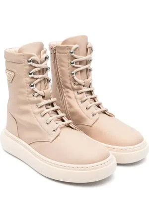 Emporio Armani Botas con placa del logo