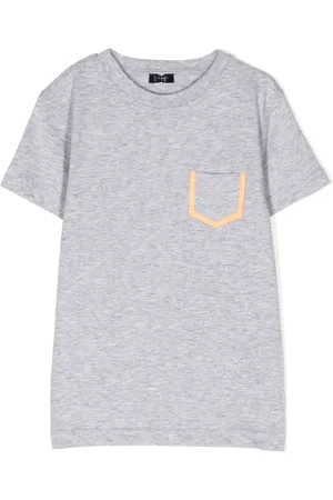 Il gufo Playera con ribete en contraste