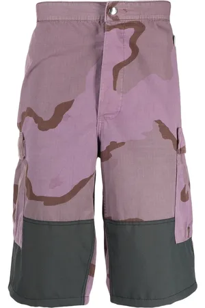 OAMC Shorts cargo con estampado militar