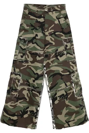 Vetements Pantalones cargo con estampado militar