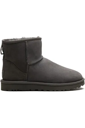 UGG Botas Classic Mini II