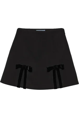 Prada Falda corta Natté