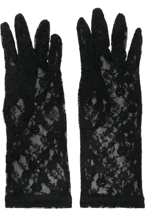 Ioana Ciolacu Guantes Brody