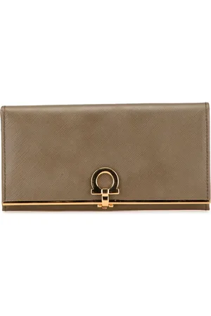Salvatore Ferragamo Cartera Gancini Leather Wallet 2010-2024