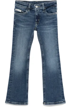 Calvin Klein Jeans acampanados